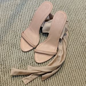 Nude wedges with ribbon tie